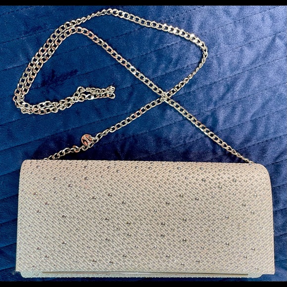 Silver clutch, evening bag. - Picture 3 of 8